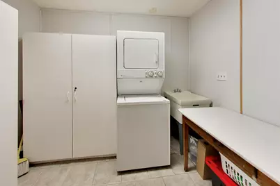 1030  Jenkins Dr, Fontana, WI 53125 - Photo 9