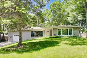 1030 Jenkins Dr, Fontana, WI 53125 - Photo 1