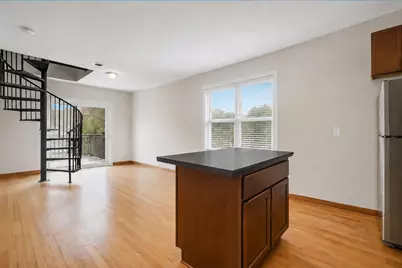 2630 N Bartlett Ave #2632, Milwaukee, WI 53211 - Photo 17