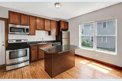 2630 N Bartlett Ave #2632, Milwaukee, WI 53211 - Photo 5