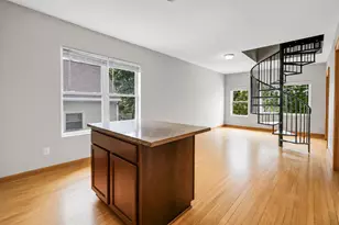 2630 N Bartlett Ave, Milwaukee, WI 53211 - Photo 11