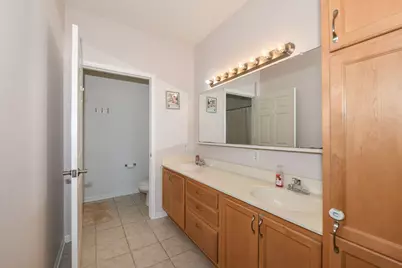 6955 S S Riverwood Blvd #211, Franklin, WI 53132 - Photo 11