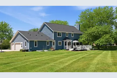 W330N5888  Cedar Bay Dr, Merton, WI 53058 - Photo 3