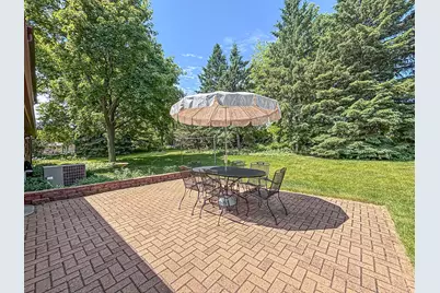 W274N4237  Clara Ct, Pewaukee, WI 53072 - Photo 35