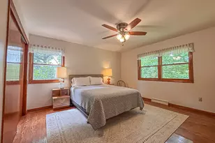 W274N4237 Clara Ct, Pewaukee, WI 53072 - Photo 27