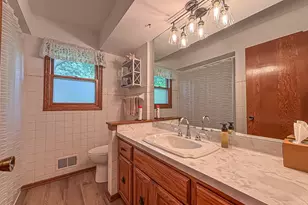 W274N4237 Clara Ct, Pewaukee, WI 53072 - Photo 23