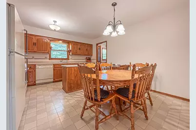 W274N4237  Clara Ct, Pewaukee, WI 53072 - Photo 17