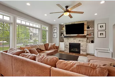4222  98th St, Pleasant Prairie, WI 53158 - Photo 9