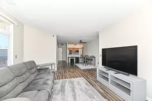 6995 S Riverwood Blvd, Franklin, WI 53132 - Photo 13