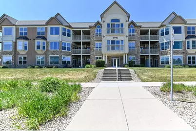 6995 S Riverwood Blvd #S-202, Franklin, WI 53132 - Photo 1