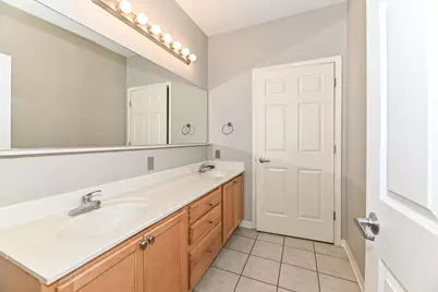 6995 S Riverwood Blvd #S-202, Franklin, WI 53132 - Photo 19