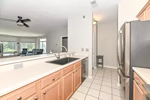 6995 S Riverwood Blvd, Franklin, WI 53132 - Photo 7