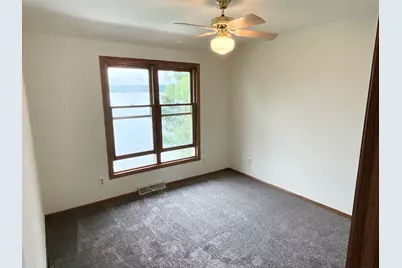 3344  Lake Dr, Hartford, WI 53027 - Photo 13