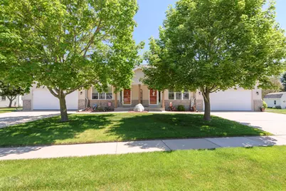 234  Brookside Dr, Mayville, WI 53050 - Photo 29