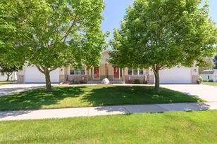 234 Brookside Dr, Mayville, WI 53050 - Photo 29