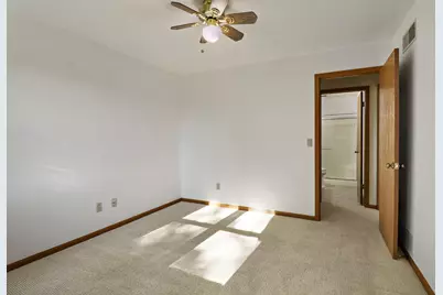 5509  Cambridge Ln, Racine, WI 53406 - Photo 13