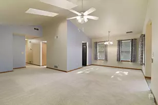 5509 Cambridge Ln, Racine, WI 53406 - Photo 7