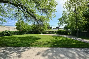 3825 St Clair St, Racine, WI 53402 - Photo 41