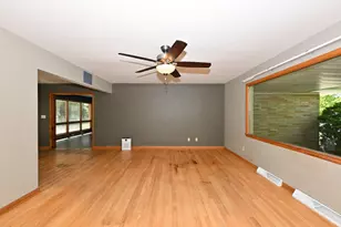 3825 St Clair St, Racine, WI 53402 - Photo 3