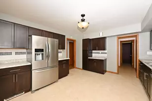 3825 St Clair St, Racine, WI 53402 - Photo 15