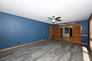 3825 St Clair St, Racine, WI 53402 - Photo 9
