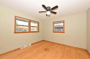 3825 St Clair St, Racine, WI 53402 - Photo 21