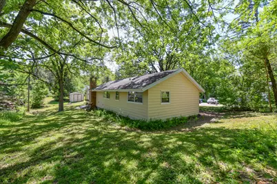 N6924  Oak Ln, Sugar Creek, WI 53121 - Photo 9
