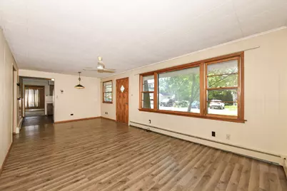 N6924  Oak Ln, Sugar Creek, WI 53121 - Photo 23
