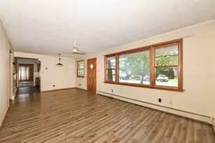 N6924 Oak Ln, Sugar Creek, WI 53121 - Photo 23