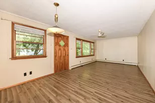 N6924 Oak Ln, Sugar Creek, WI 53121 - Photo 19