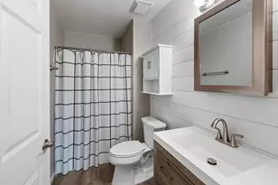 727 Wood River Ct, West Bend, WI 53095 - Photo 13