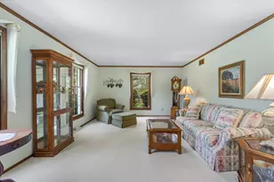 15655 Monet Ct, Brookfield, WI 53005 - Photo 7