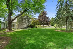 15655 Monet Ct, Brookfield, WI 53005 - Photo 49