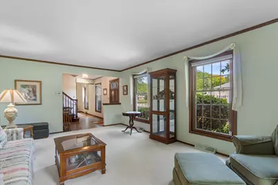 15655  Monet Ct, Brookfield, WI 53005 - Photo 5