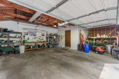 15655  Monet Ct, Brookfield, WI 53005 - Photo 47