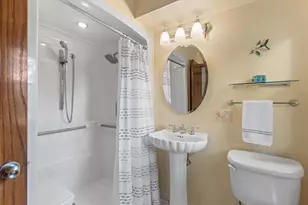 15655 Monet Ct, Brookfield, WI 53005 - Photo 25