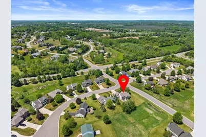 W234N7698  Grey Moss Ct, Sussex, WI 53089 - Photo 37