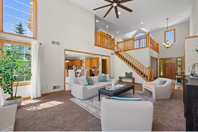 W234N7698  Grey Moss Ct, Sussex, WI 53089 - Photo 3