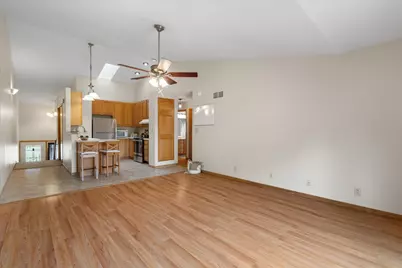 617  Wellington Dr #619, West Bend, WI 53090 - Photo 29
