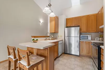 617  Wellington Dr #619, West Bend, WI 53090 - Photo 25