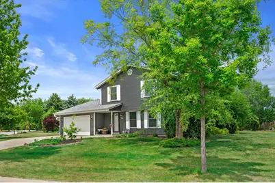 8730 S Fieldpointe Dr, Oak Creek, WI 53154 - Photo 3
