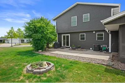 8730 S Fieldpointe Dr, Oak Creek, WI 53154 - Photo 5
