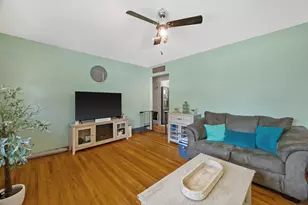 8874 S 81st St, Franklin, WI 53132 - Photo 13