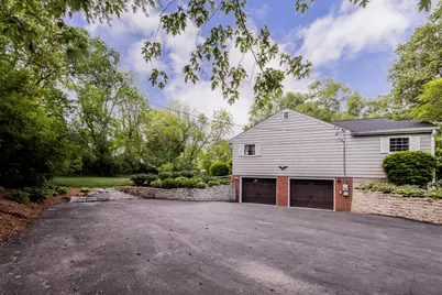 820  Madera Cir, Elm Grove, WI 53122 - Photo 33