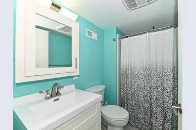 N90W16702  Pershing Ave, Menomonee Falls, WI 53051 - Photo 15