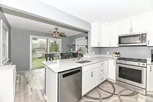 N90W16702 Pershing Ave, Menomonee Falls, WI 53051 - Photo 3