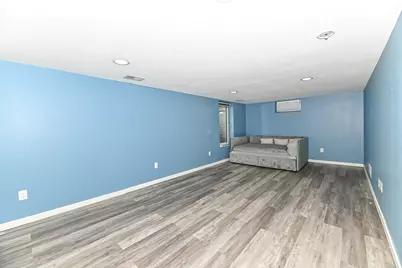 N90W16702  Pershing Ave, Menomonee Falls, WI 53051 - Photo 13