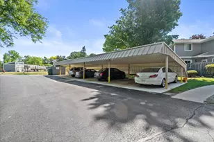 N76W14482 Northpoint Dr, Menomonee Falls, WI 53051 - Photo 21