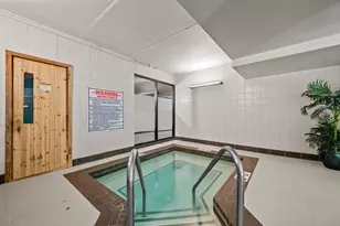 270 E Highland Ave, Milwaukee, WI 53202 - Photo 27