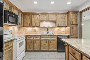 8900 N Park Plaza Ct, Brown Deer, WI 53223 - Photo 5